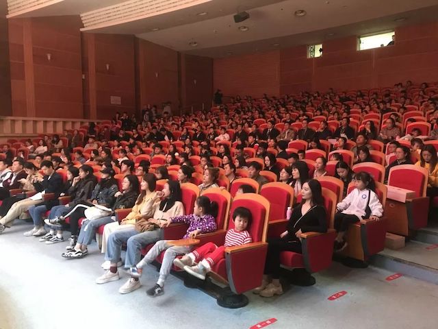 精彩回顾 | 2019利来w66亚洲音乐奖学金·南昌大学颁奖仪式--暨利来w66艺术家皮特·多那赫钢琴音乐会及大师班圆满落幕！