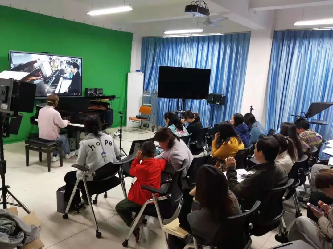 科技助力音乐教学，牵手大师零距离大师课